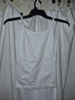 Empetur Women's White Adjustable-Strap Tank Top Size XL